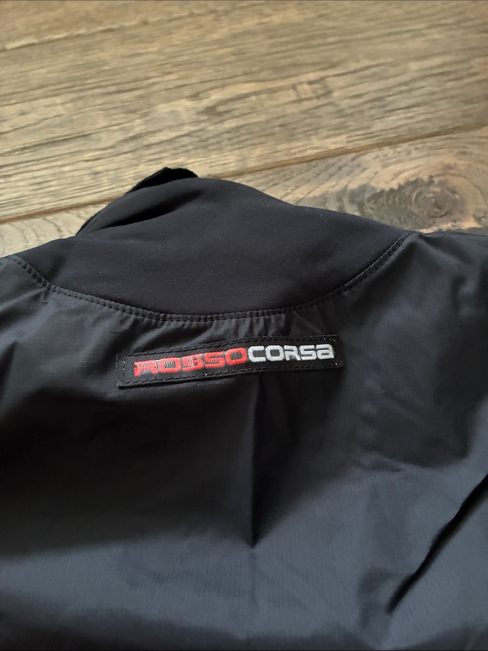 Castelli Men’s Black Windproof Cycling Vest with Red Trim - Picture 7 of 12